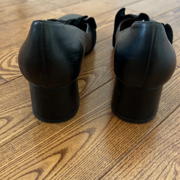 Professional and comfortable black heels - Picture 3 of 5